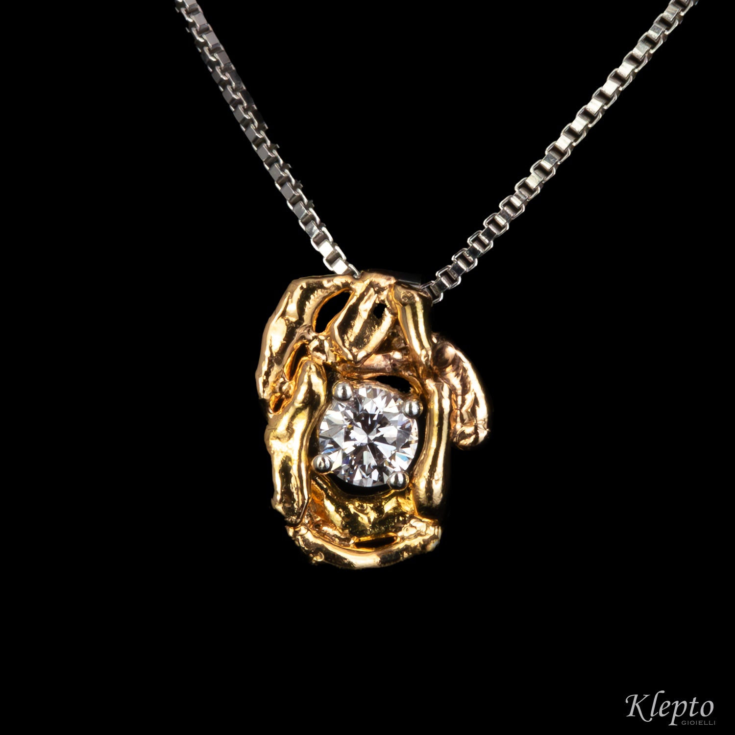 White and rose gold Pepita pendant with diamond