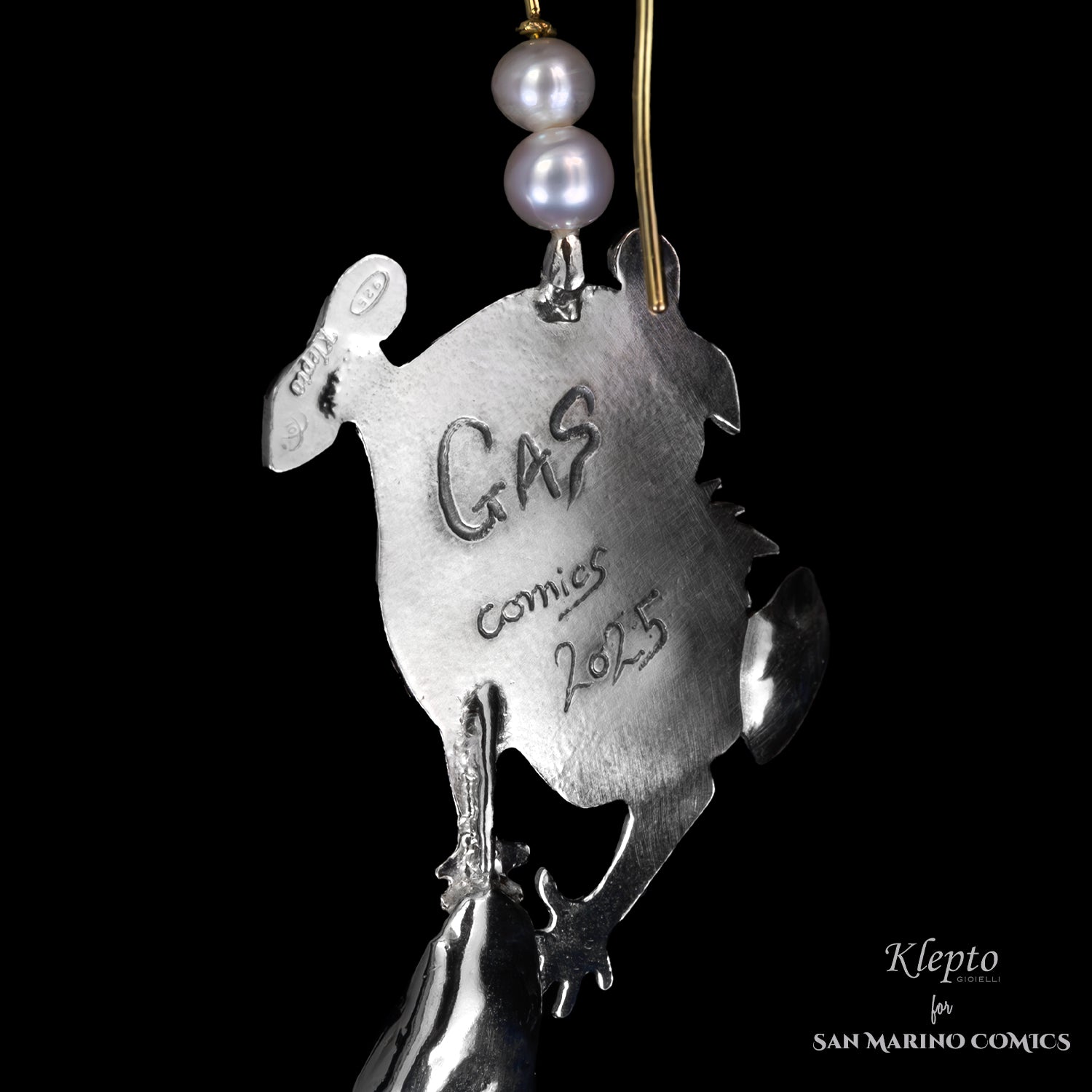 Silnova Silver Earrings "Gas e Giac" with Diamonds, Lake Pearls and Yellow Gold Details