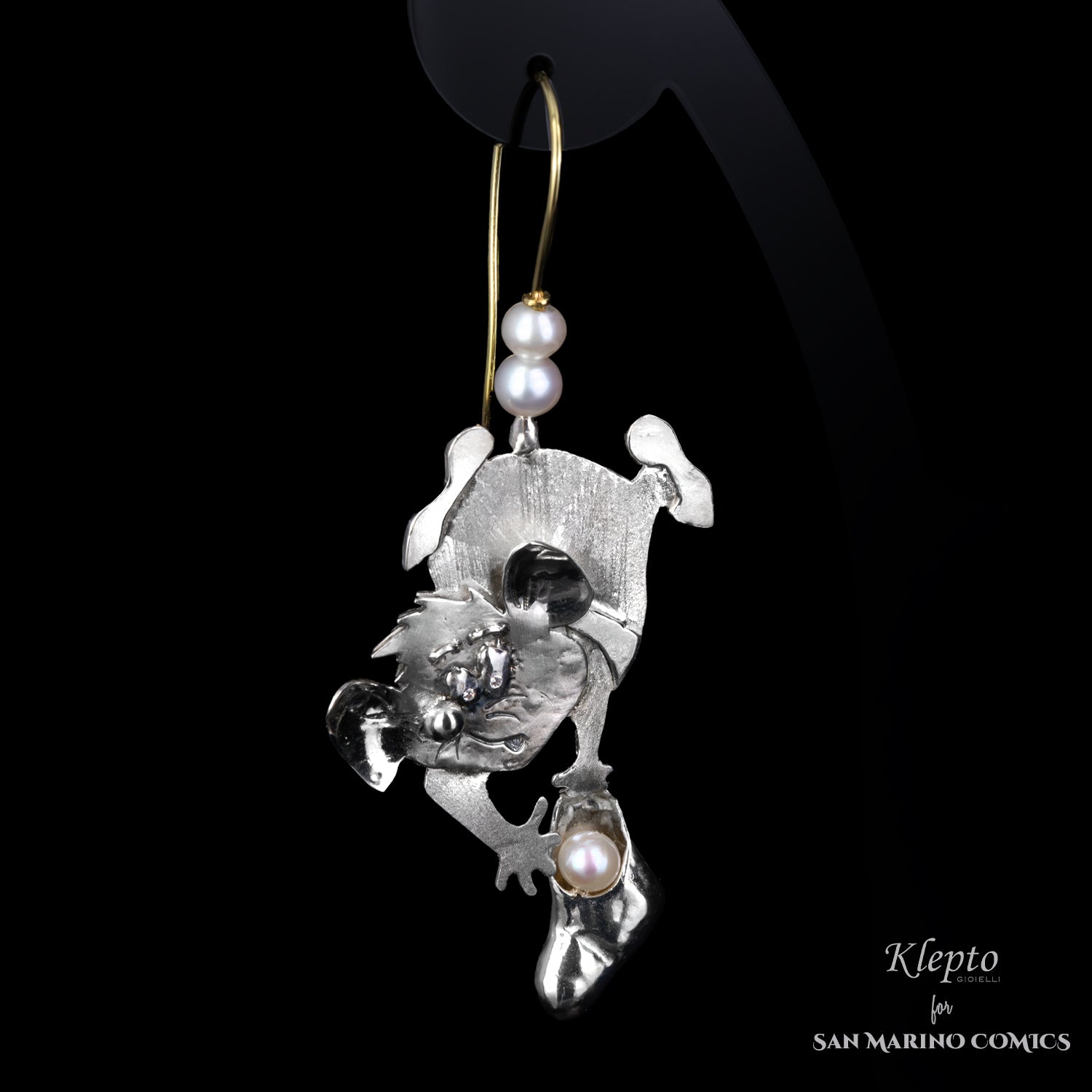 Silnova Silver Earrings "Gas e Giac" with Diamonds, Lake Pearls and Yellow Gold Details