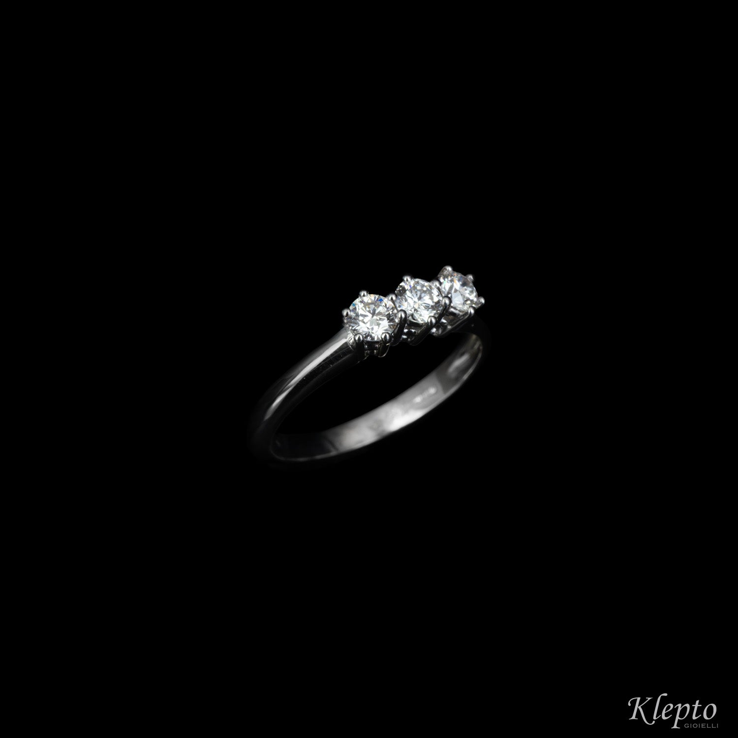 Anello classico by Klepto Trilogy in oro bianco e Diamanti