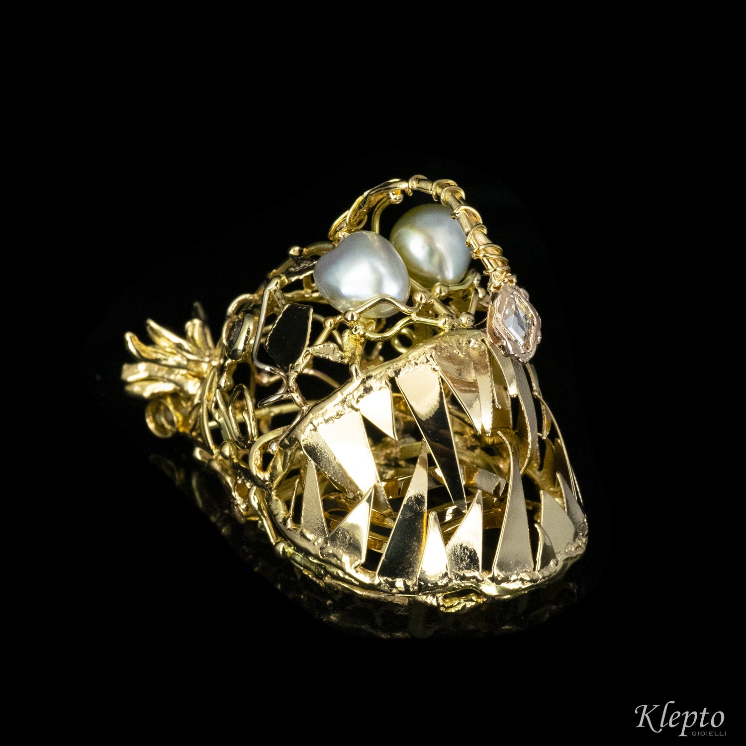 Gold ring, pendant and sculpture with diamonds "Lantern fish"