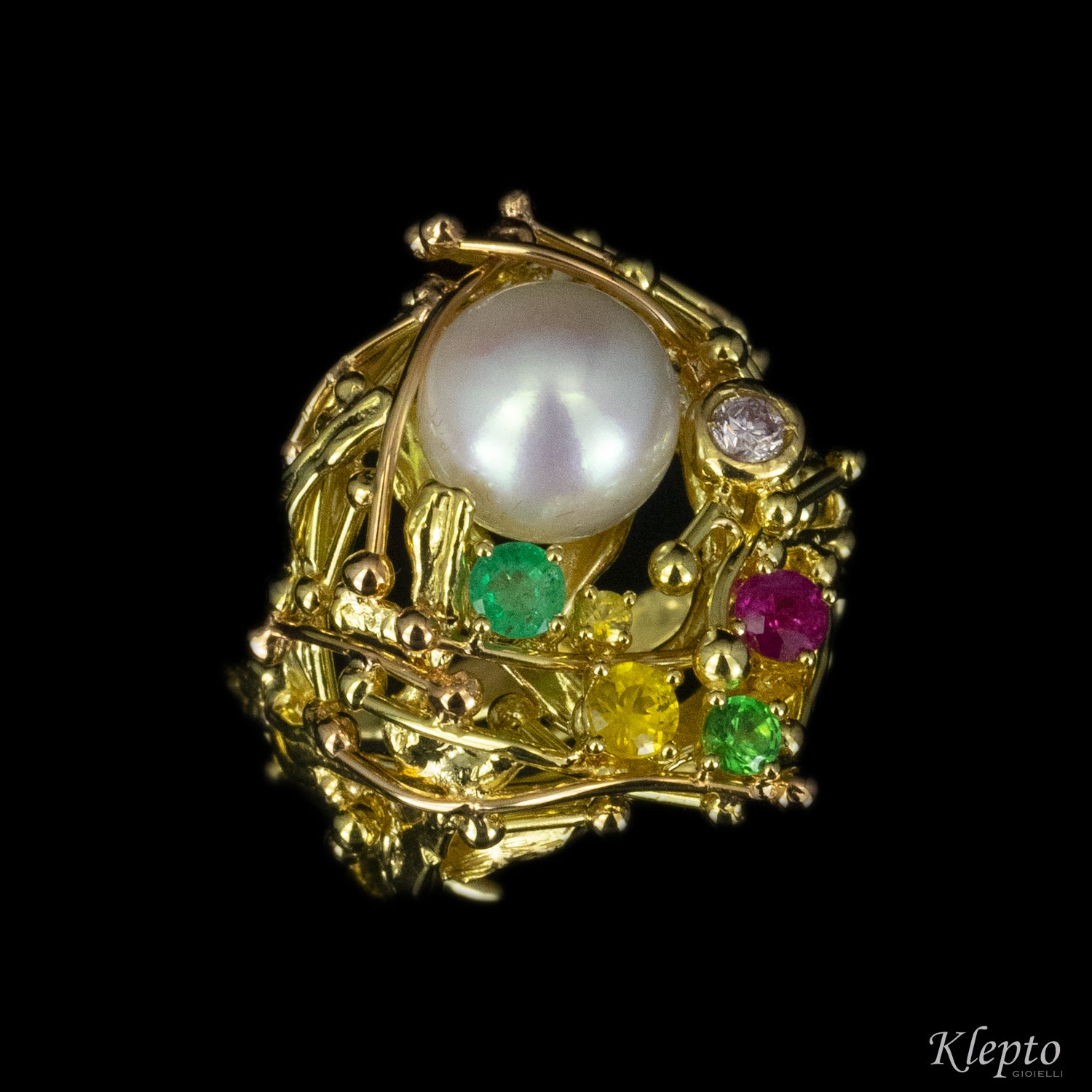 Yellow gold ring with Japanese Pearl, Emerald, Ruby, Sapphire and Diamond