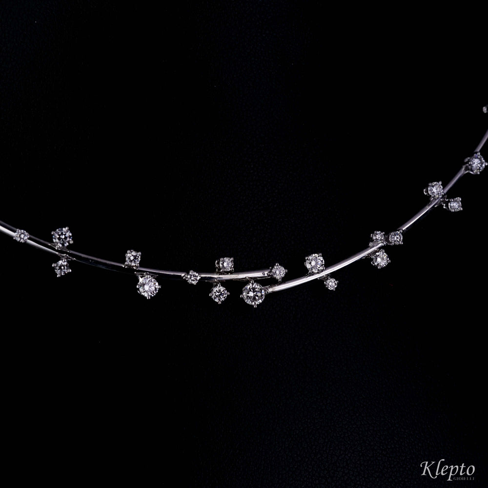Harmonic white gold and diamonds necklace