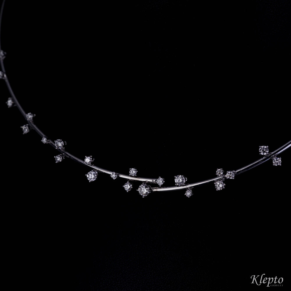 Harmonic white gold and diamonds necklace