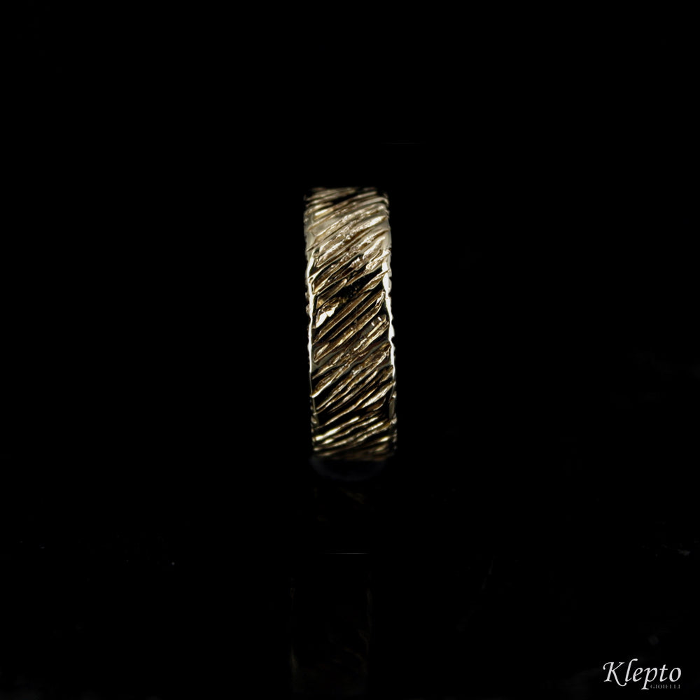 Sfregiata wedding band