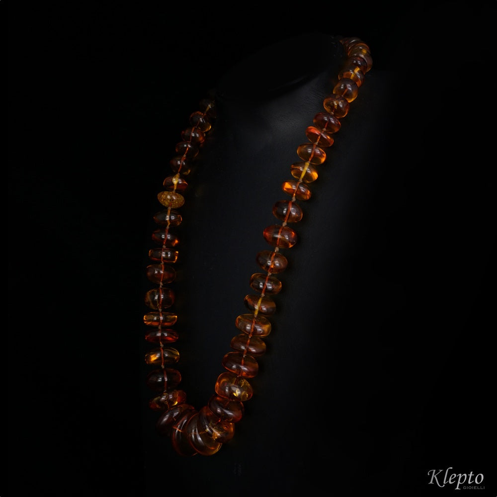 Long necklace with gradation Baltic amber
