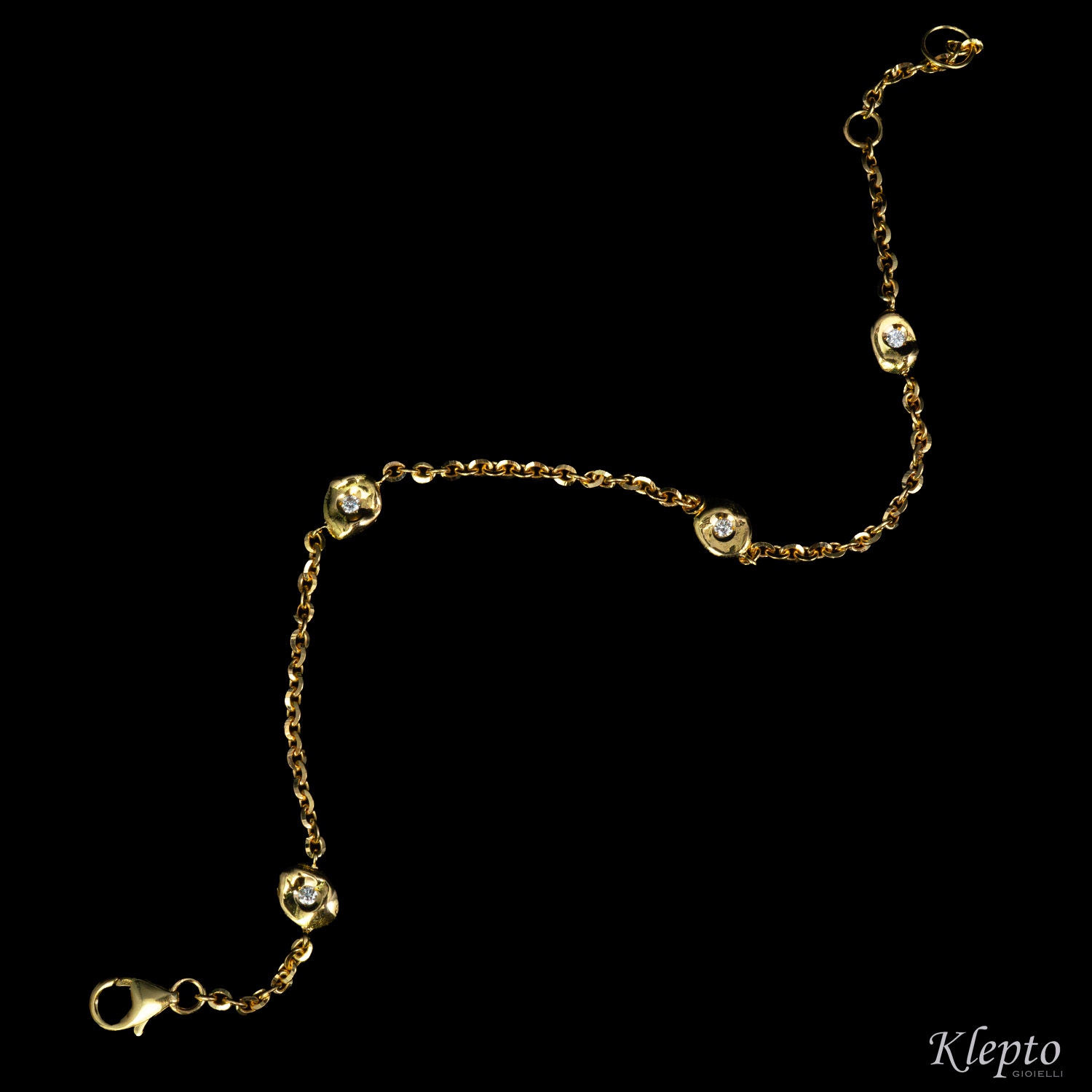 Yellow Gold Bracelet with Diamonds "Pepita" 