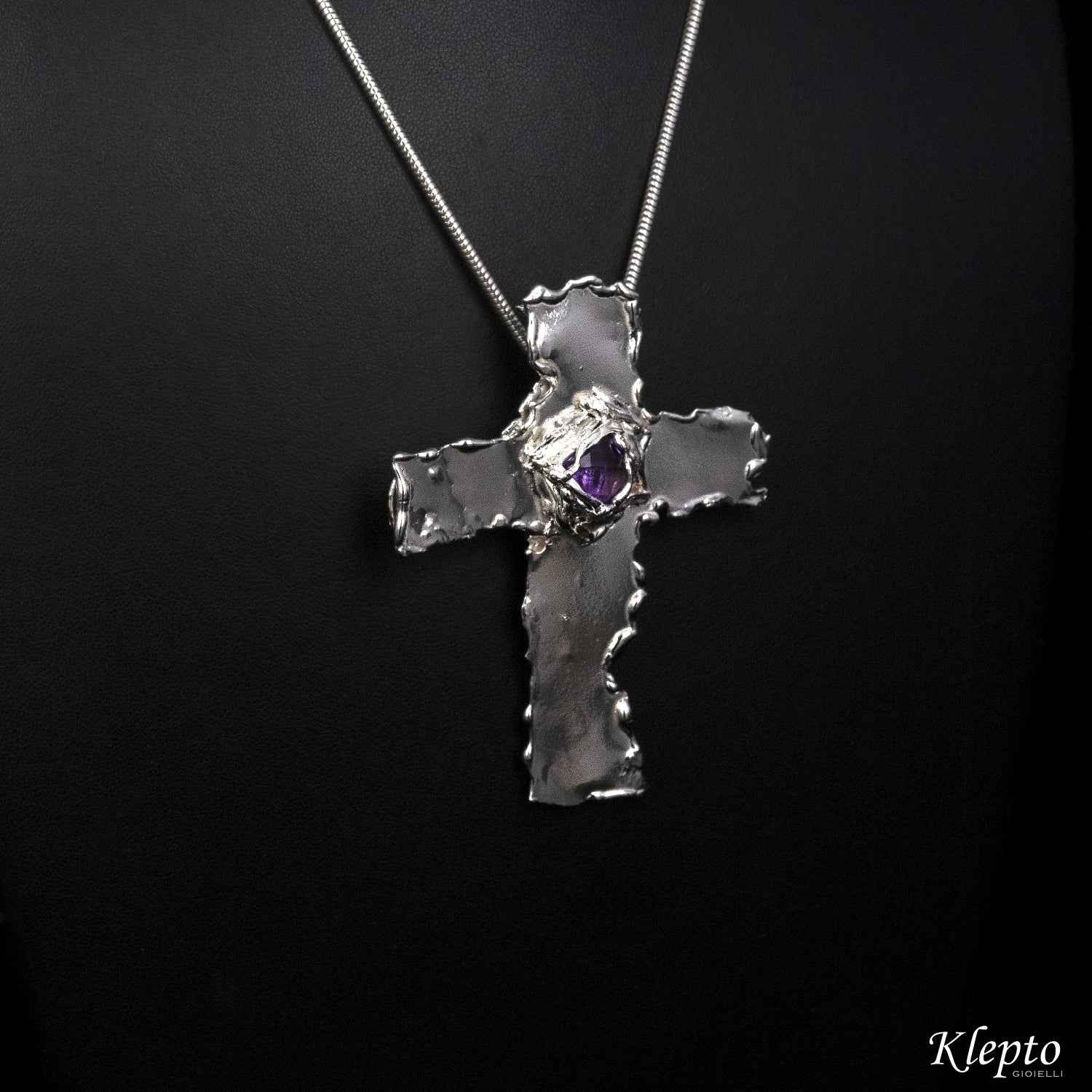 Cross pendant in Silnova® Silver with Amethyst