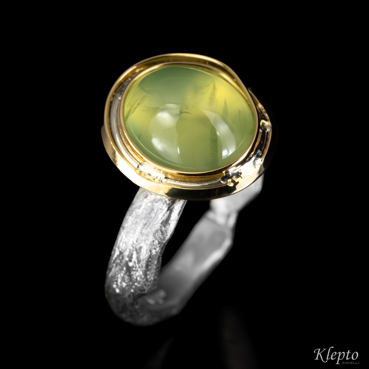 Silnova® Silver Ring "Bumba" with Cabochon Berillo and Yellow Gold Details