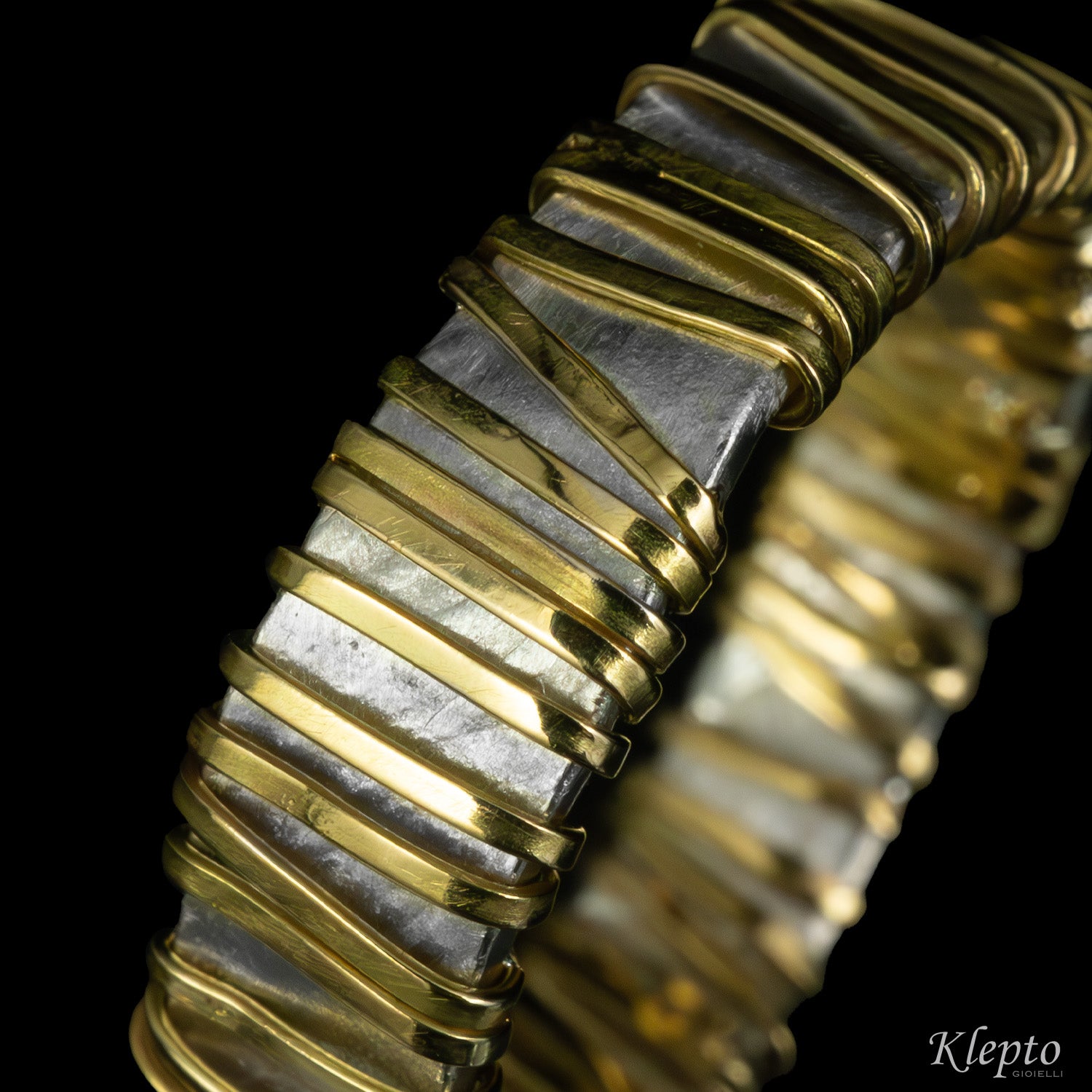 Ring in Silnova® Silver and yellow gold