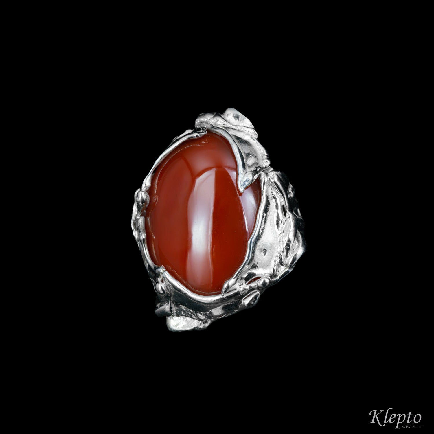 Silnova® Silver Ring with Agate