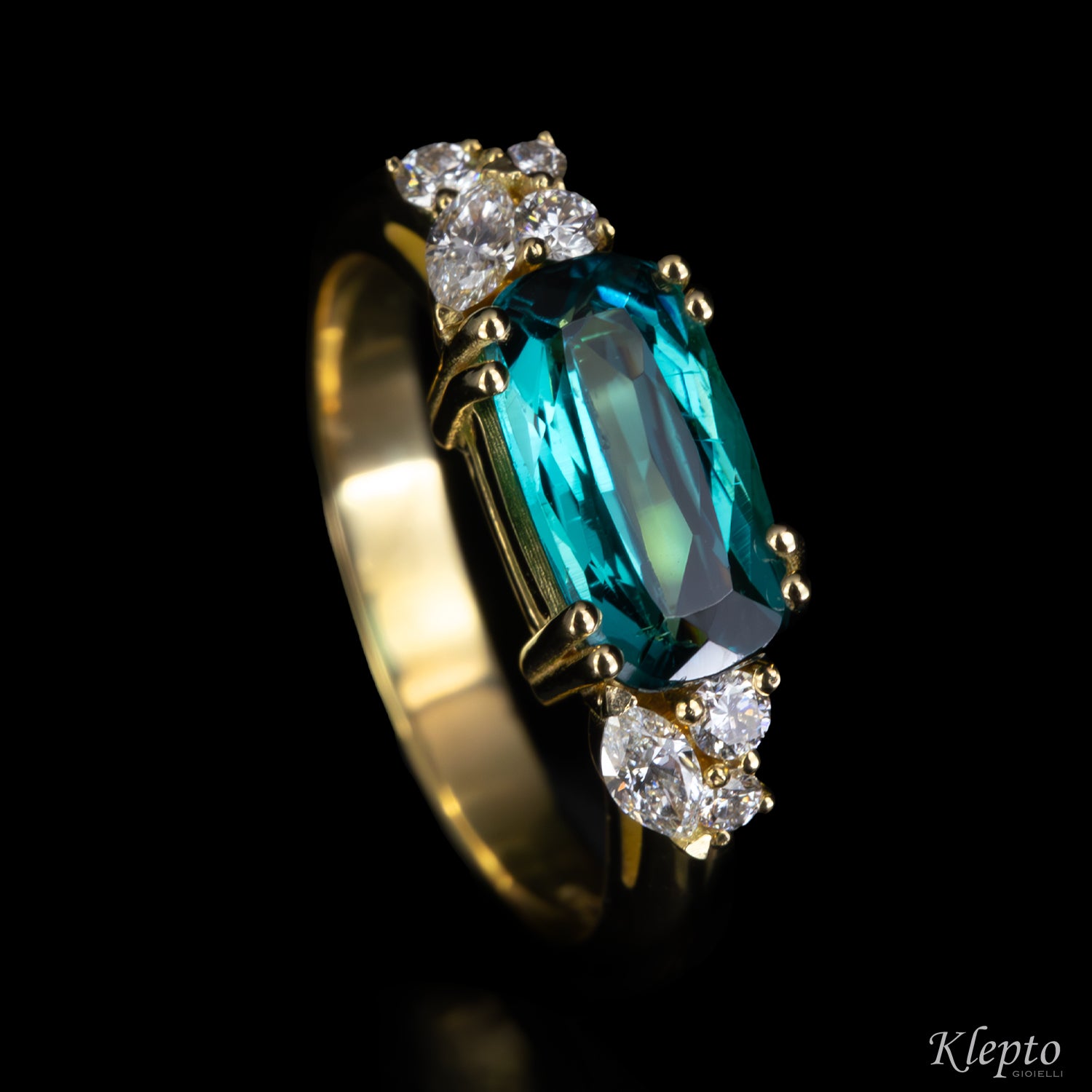 Classic ring by Klepto in yellow gold with Tourmaline and Diamonds