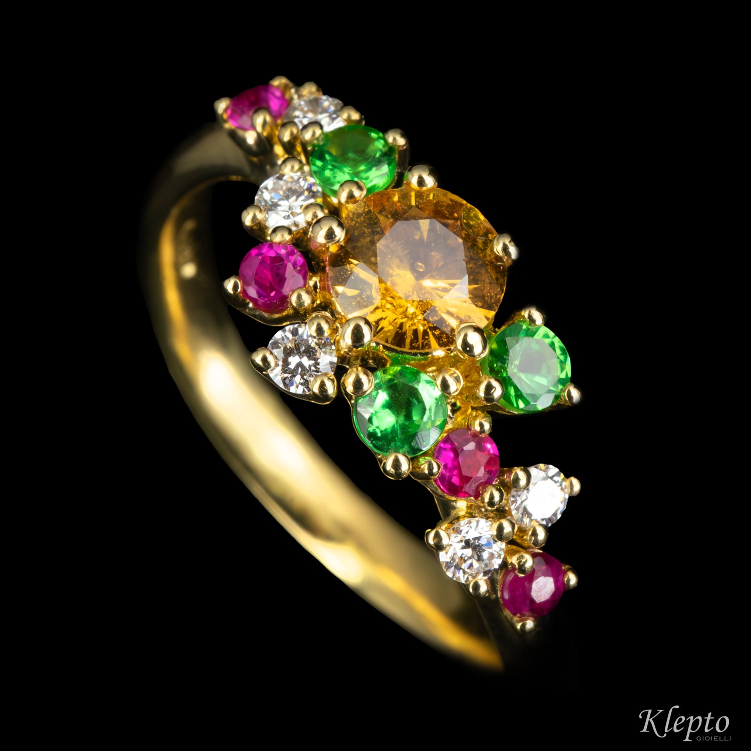Anello classico by Klepto in oro giallo con Zaffiro giallo, Rubini, Tzavoriti e Diamanti