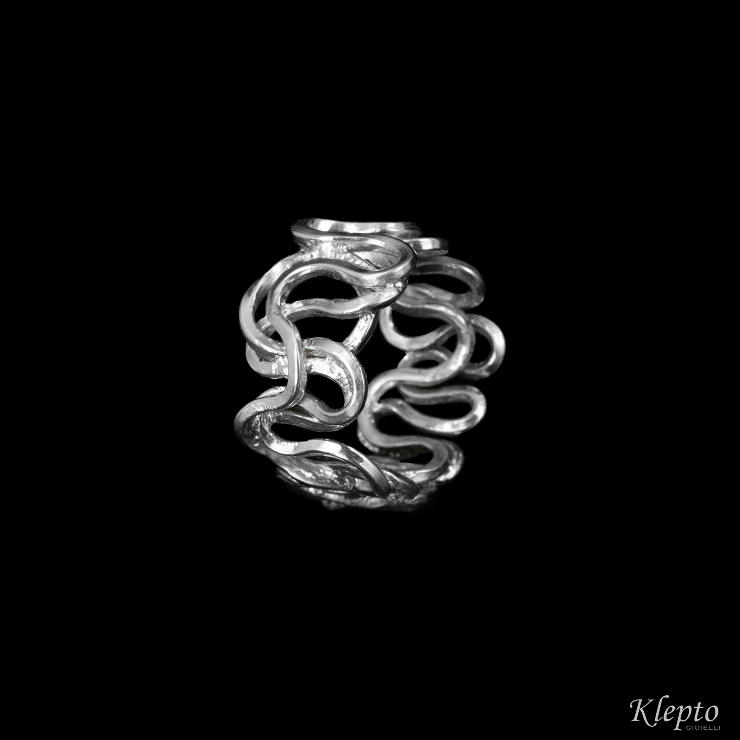 Silnova silver ring with braided wire (band)