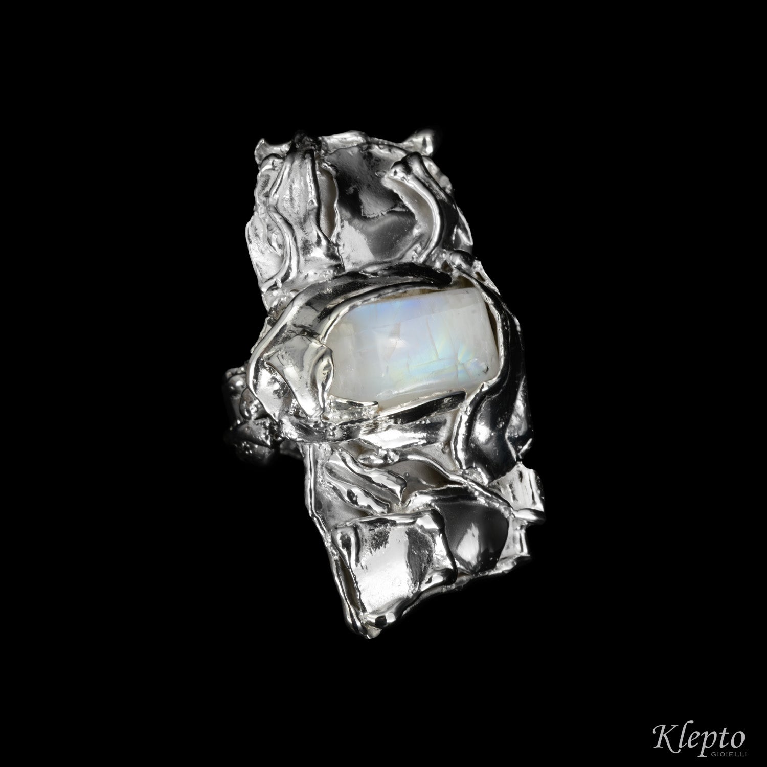 Silnova® Silver Ring with Moonstone