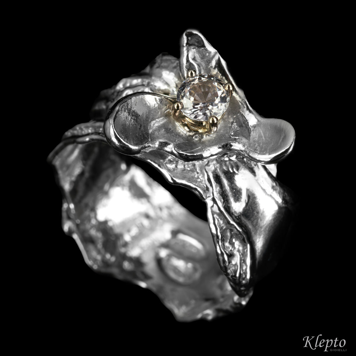 Silnova® silver ring with light blue sapphire and white gold details