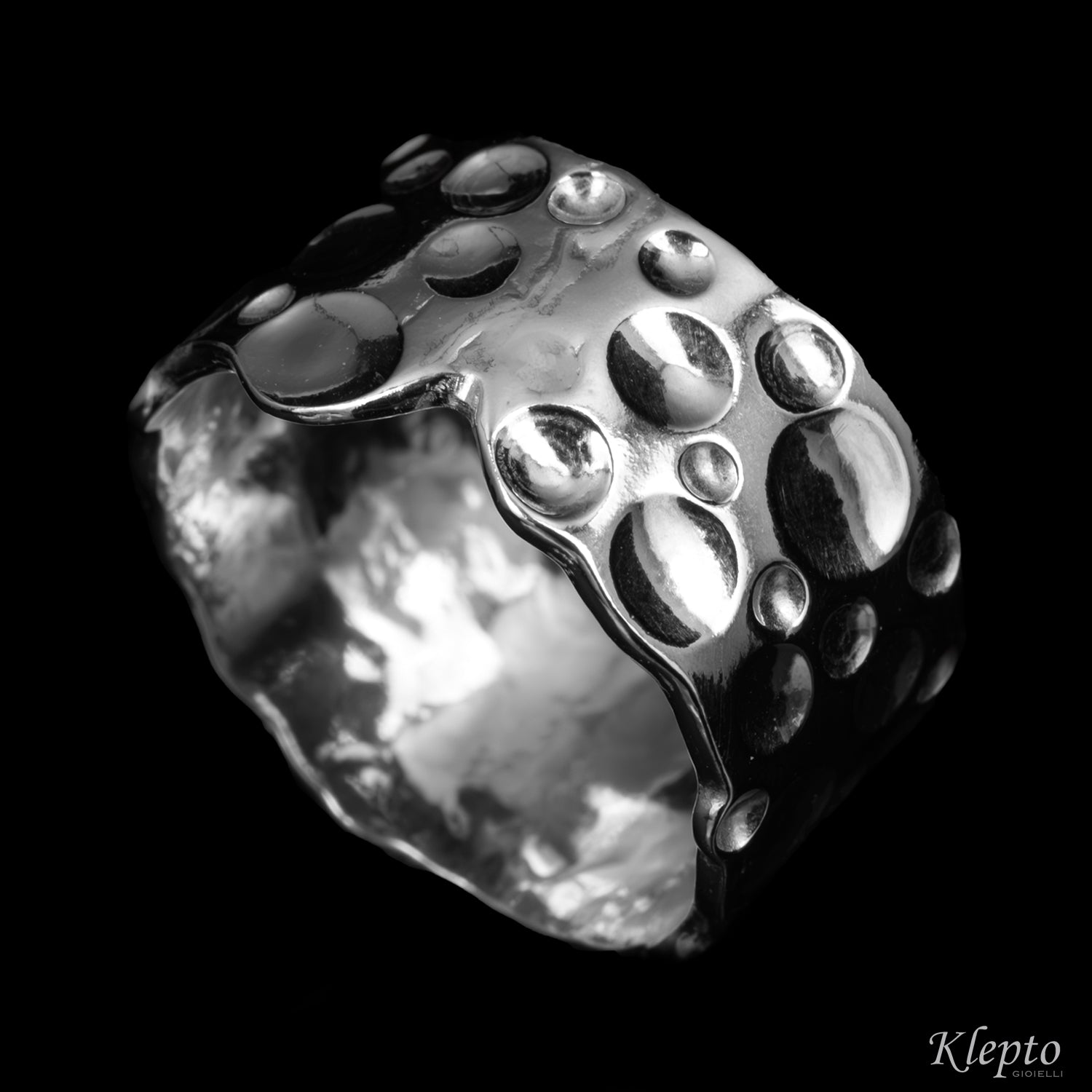 Hammered Silver Ring Silnova®