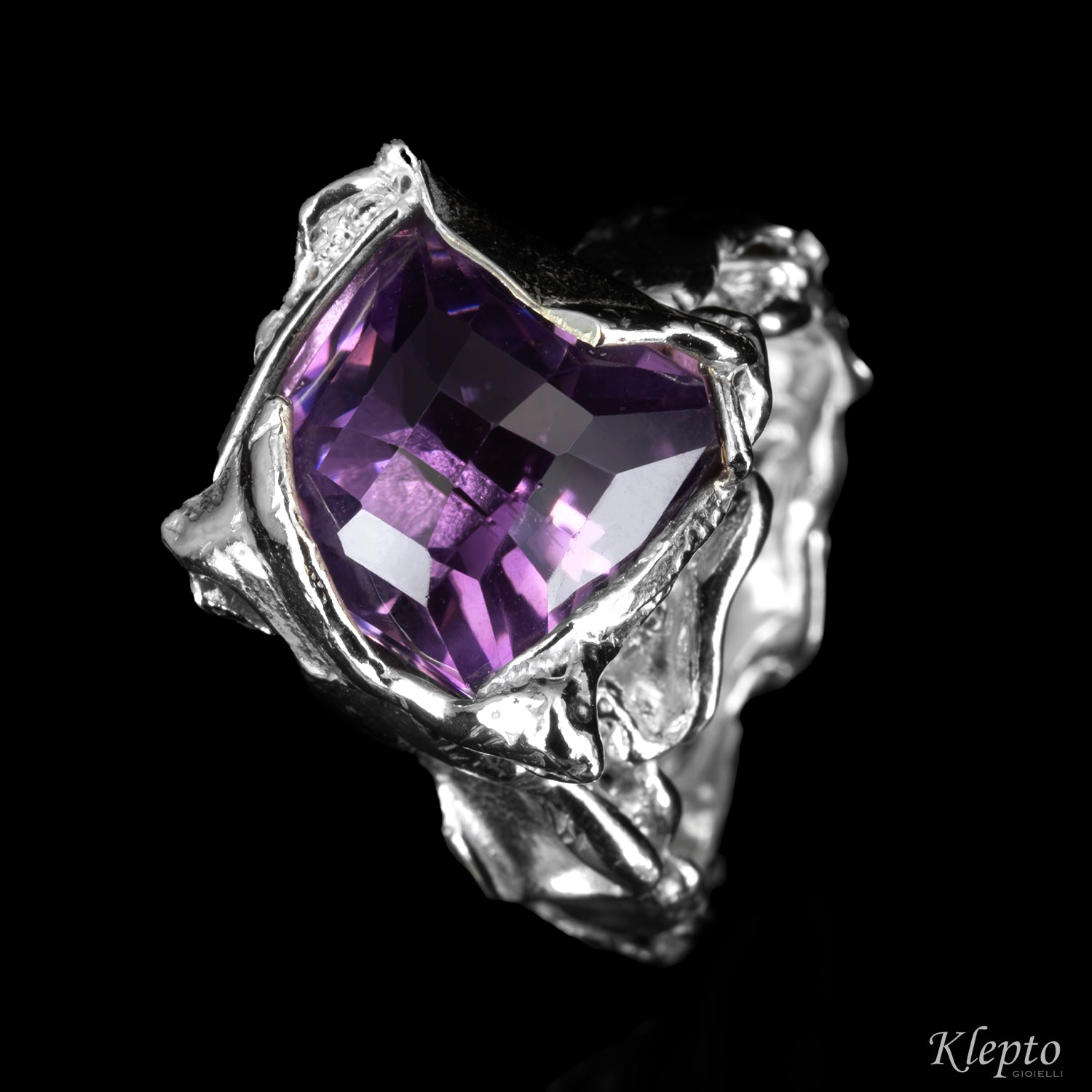 Silnova® Silver Ring with Amethyst