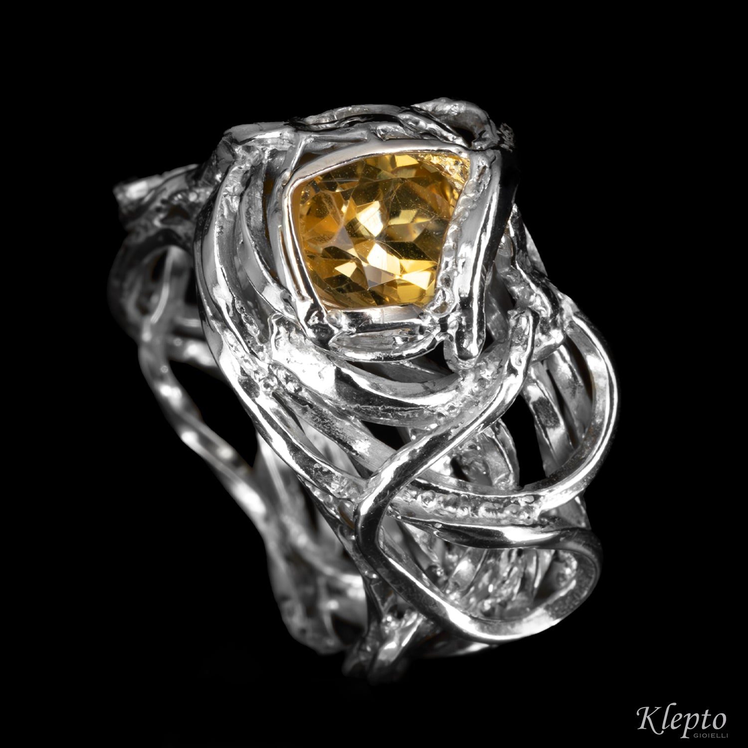 Silver Silnova® Ring with Twisted Wire and Citrine