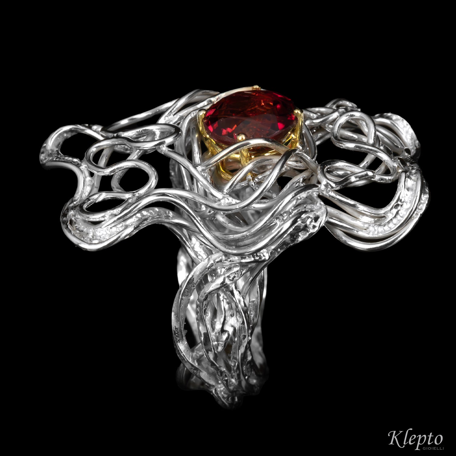 Silver ring Silnova® with Garnet and yellow gold details