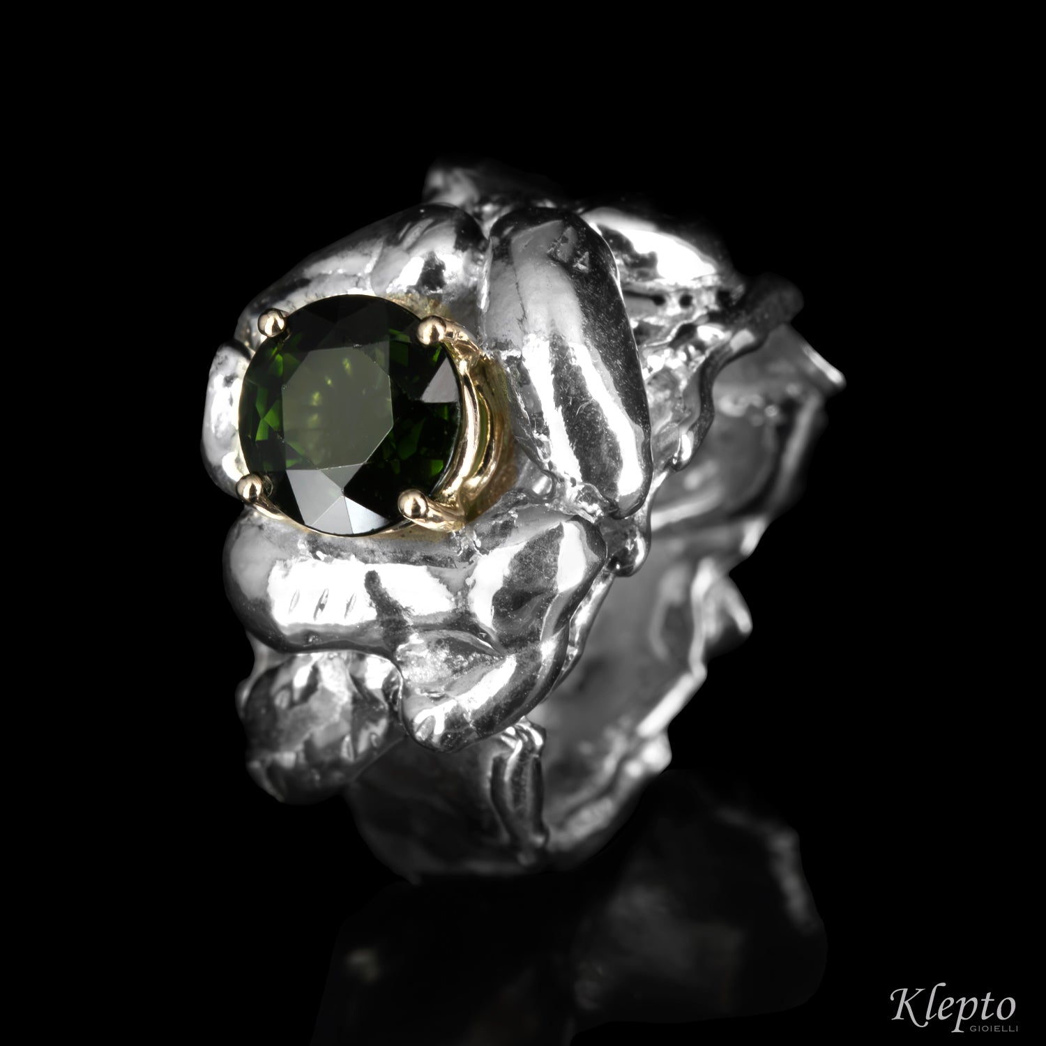 Silnova® silver ring with green tourmaline and natural white gold details
