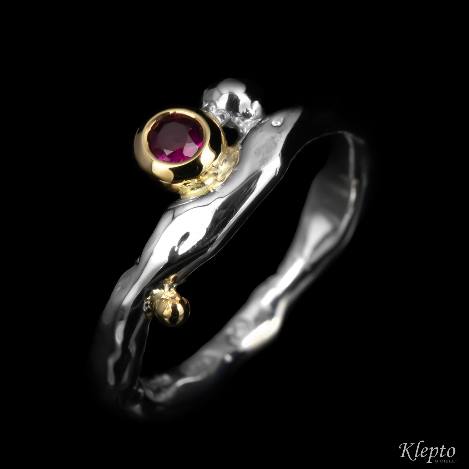 Silver Ring Silnova® with Ruby and yellow gold details