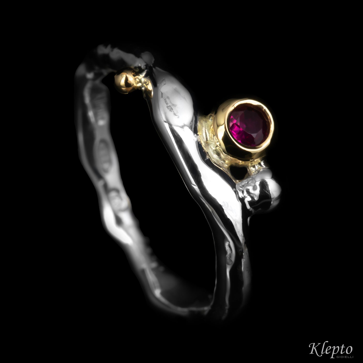 Silver Ring Silnova® with Ruby and yellow gold details