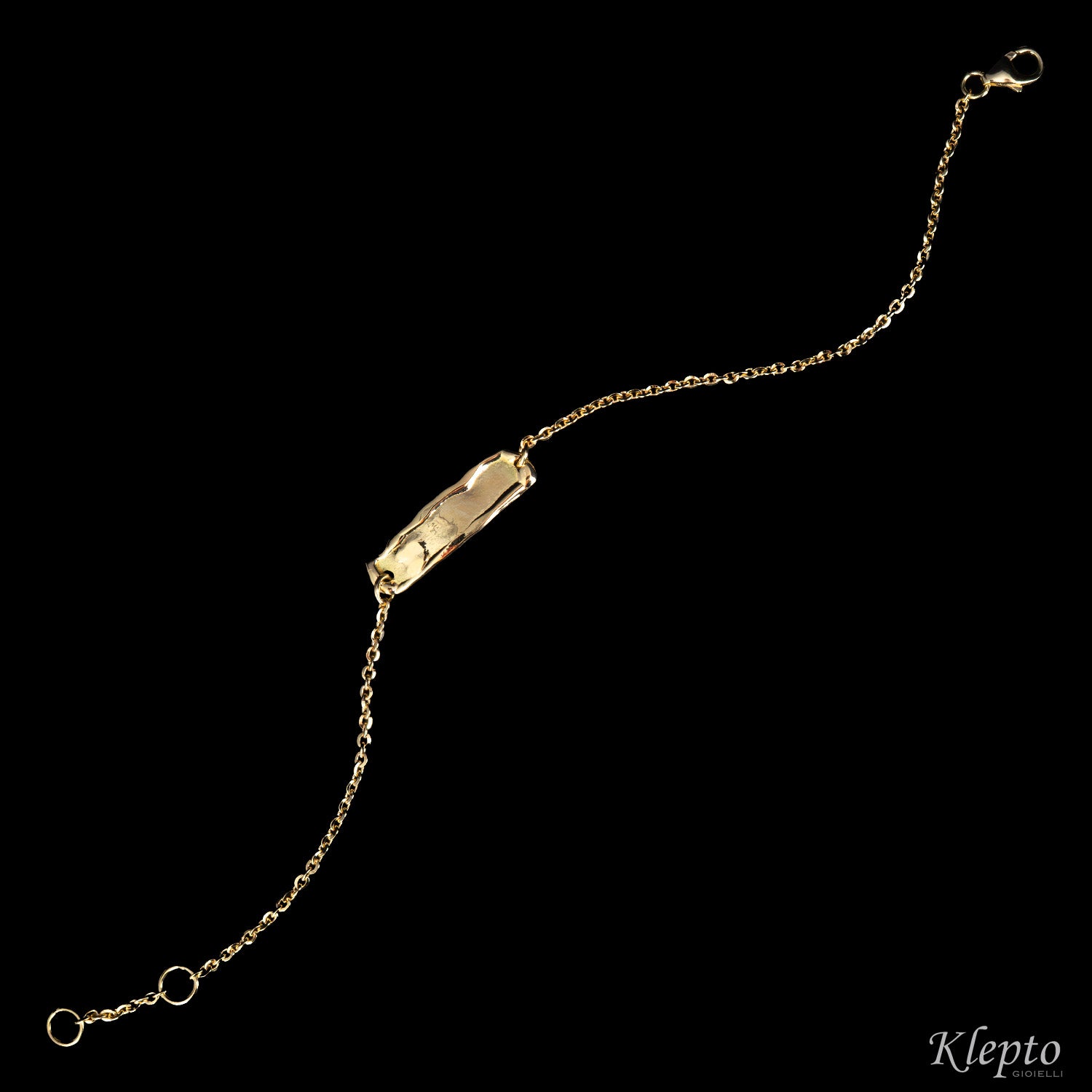 Gold bracelet with customizable cast plate