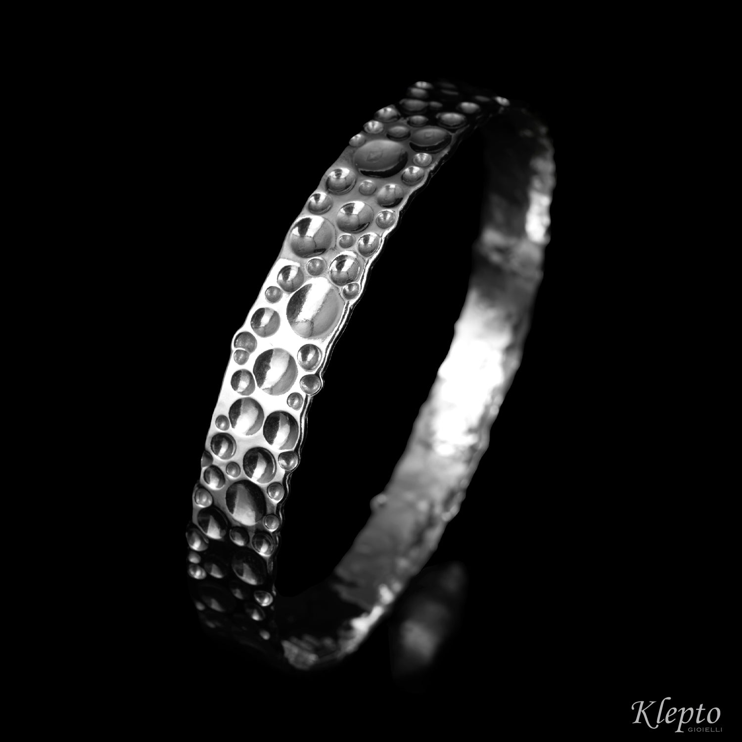 Silnova® Silver Hammered Rigid Bracelet