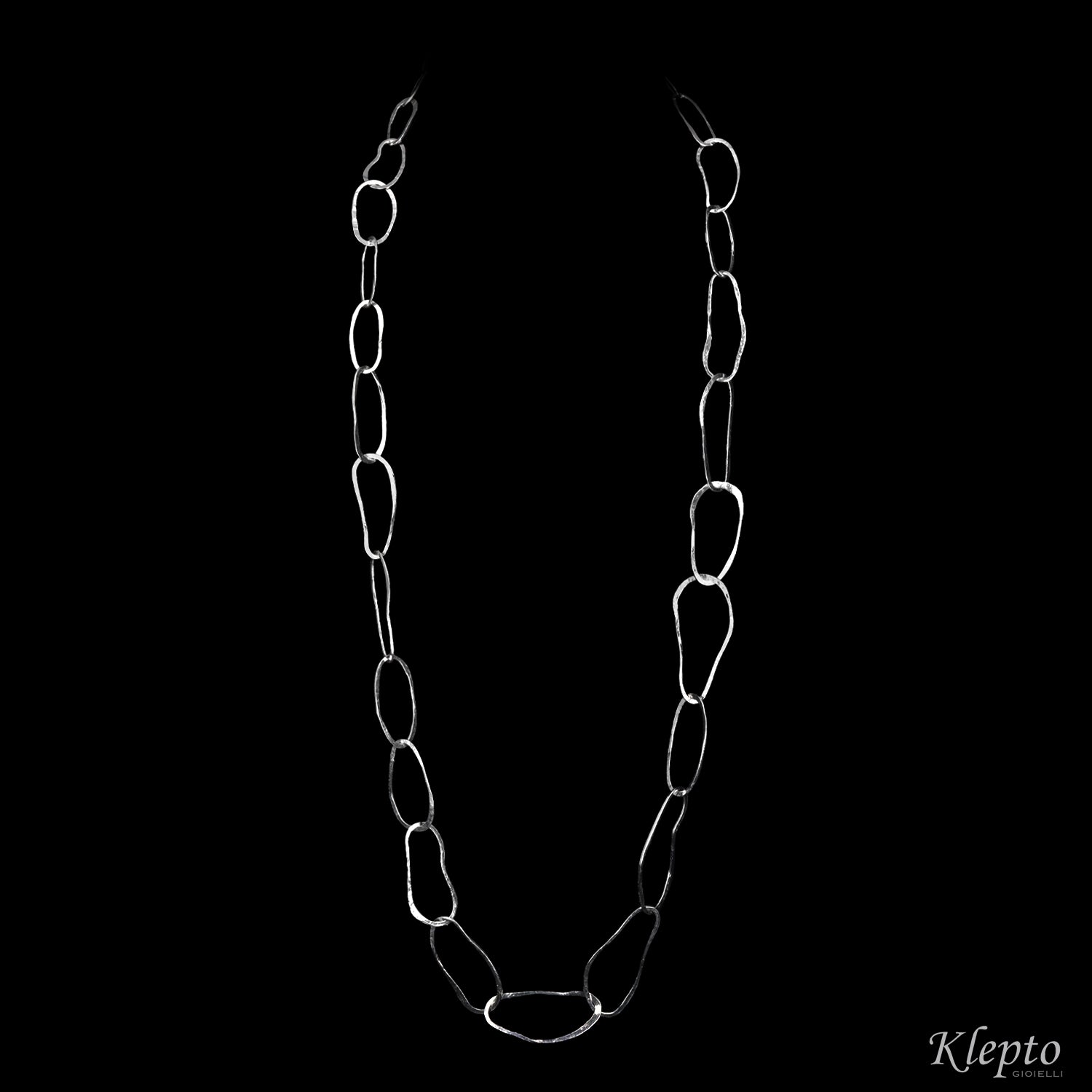 Silnova® Silver Necklace with Hammered Oval Rings