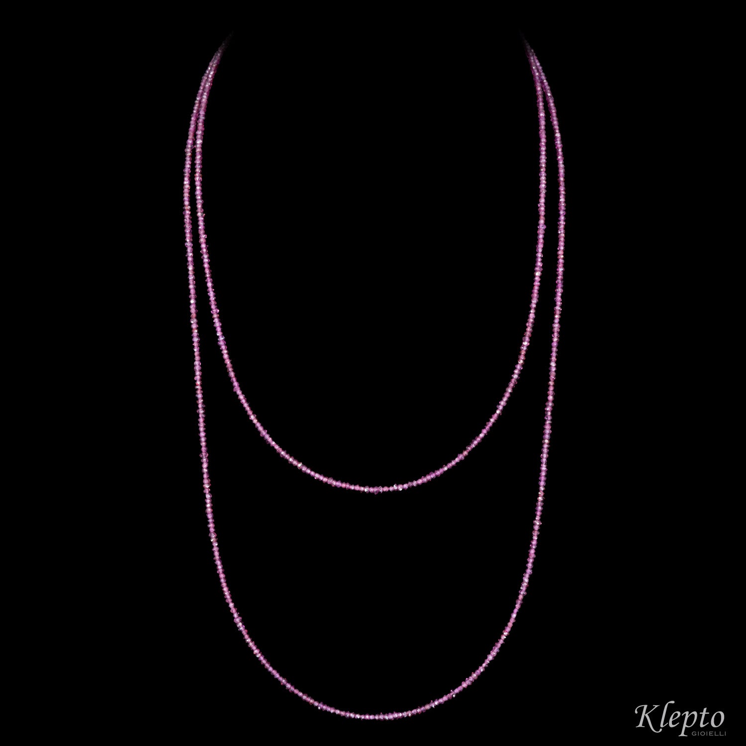 Long necklace with Rhodolite