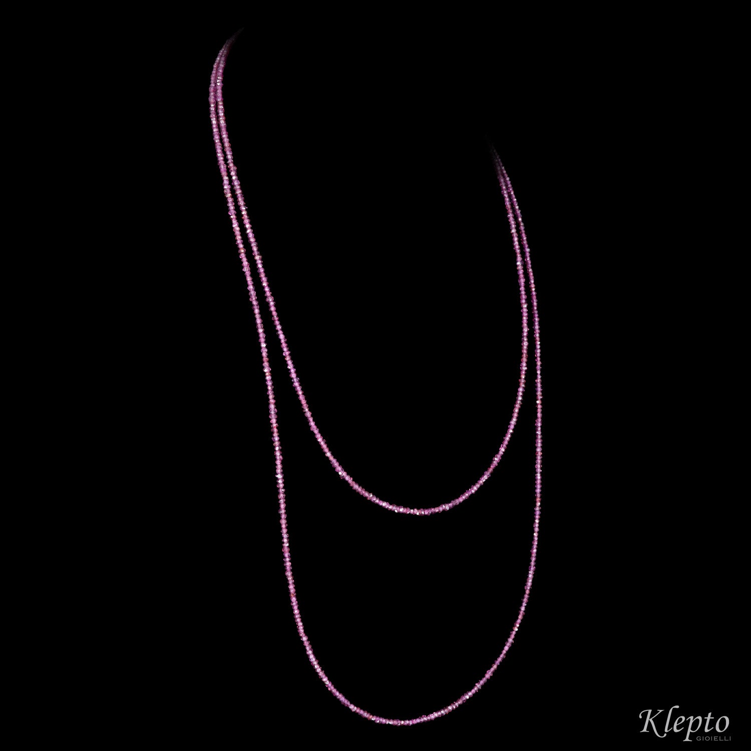 Long necklace with Rhodolite