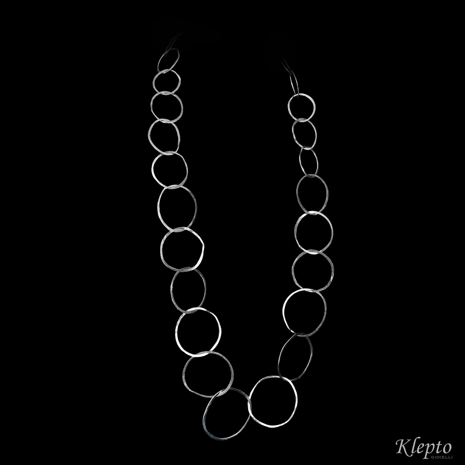 Silnova® Silver necklace with hammered round rings