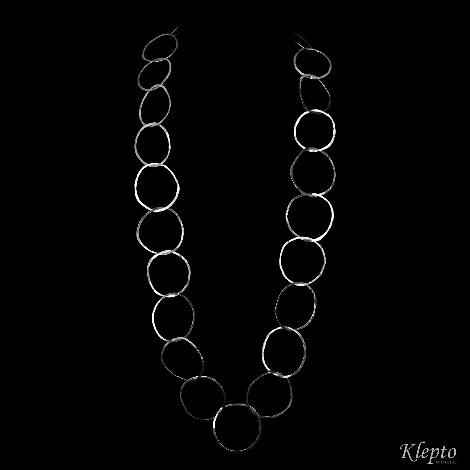 Silnova® Silver Necklace with Hammered Round Rings
