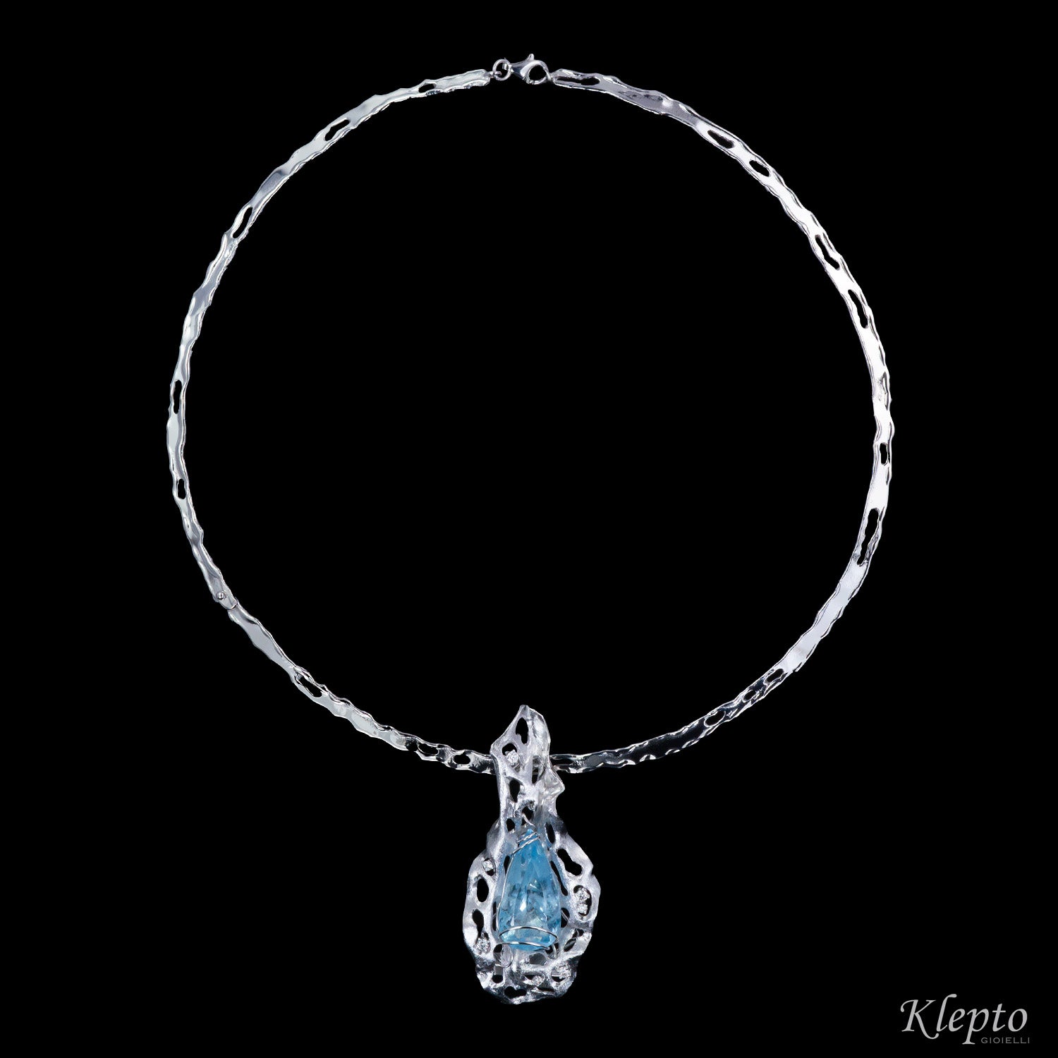 "Idrasil" white gold necklace with Aquamarine and Diamonds