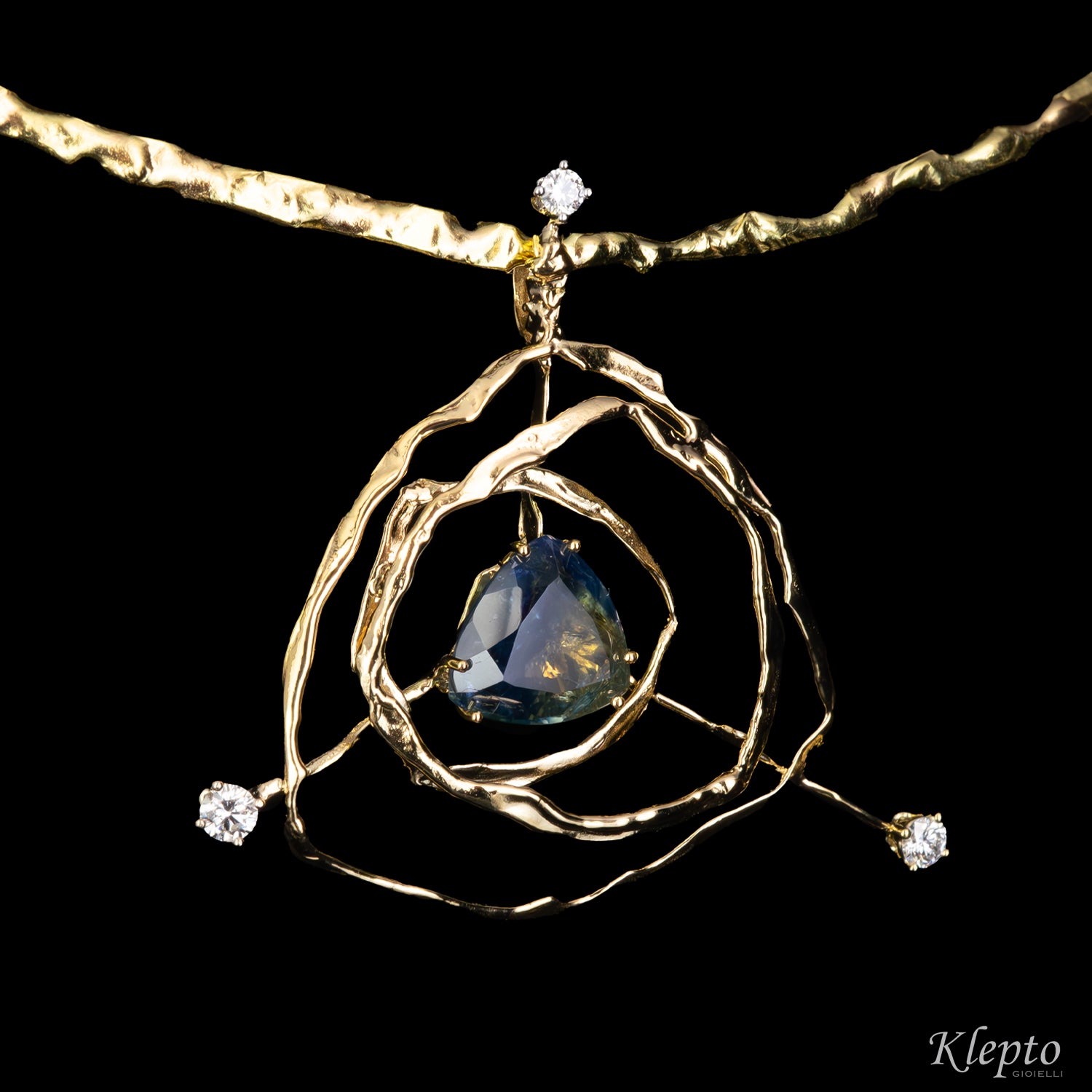 Yellow gold necklace "EroiKa" with bicolor Sapphire and Diamonds