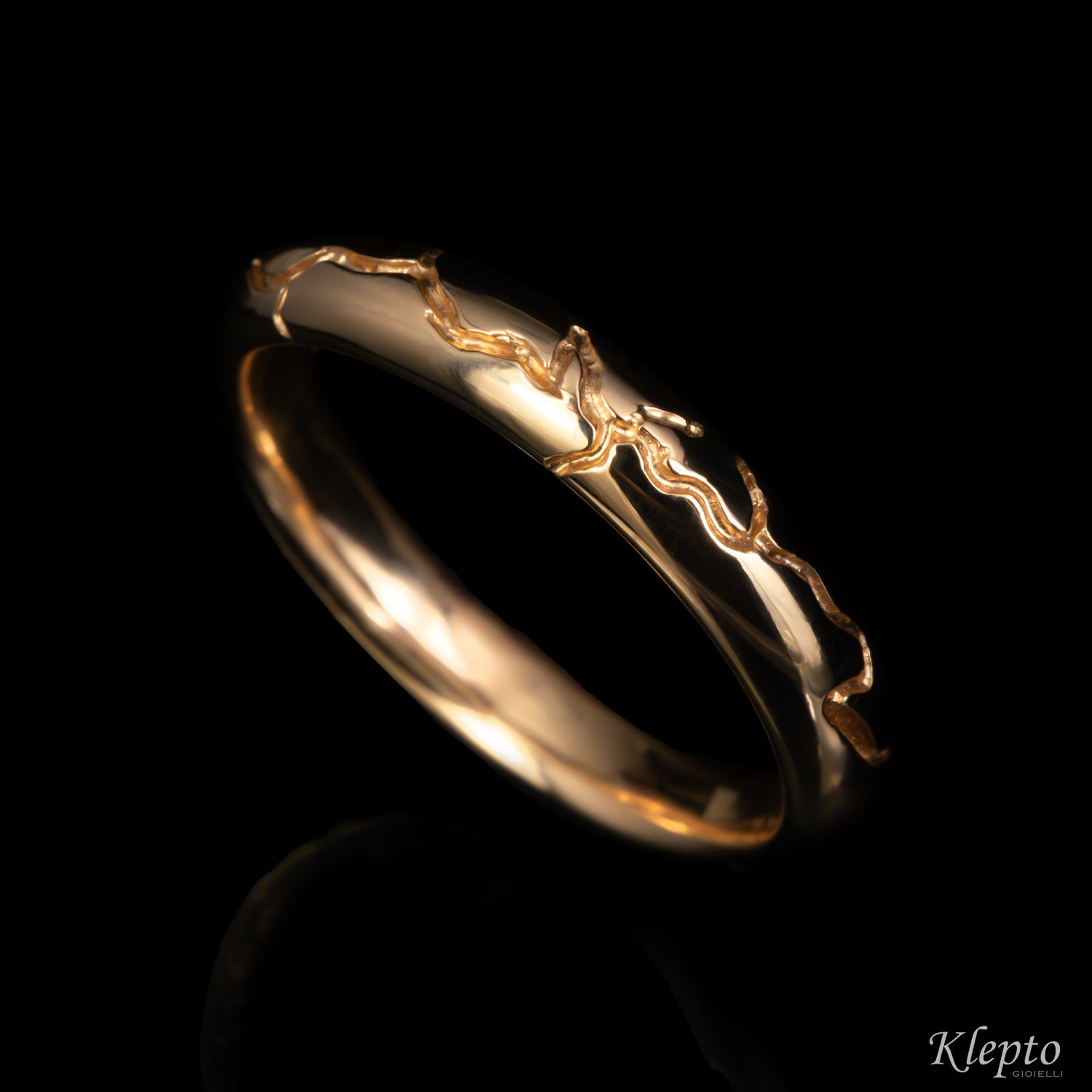 Sorgente wedding band