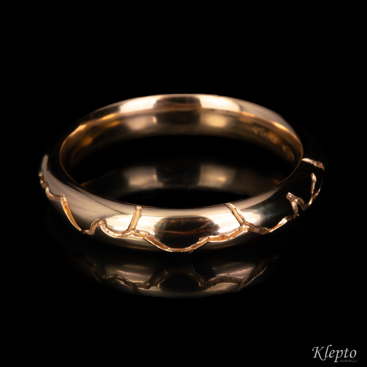 Sorgente wedding band