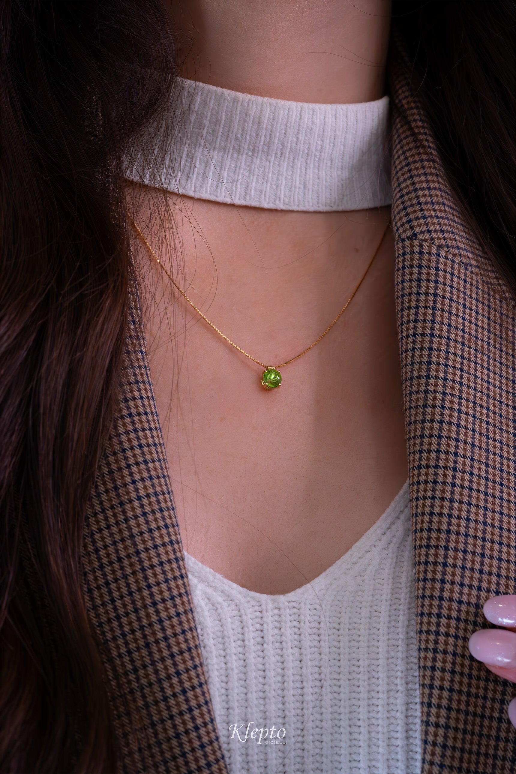 Yellow gold pendant with Peridot