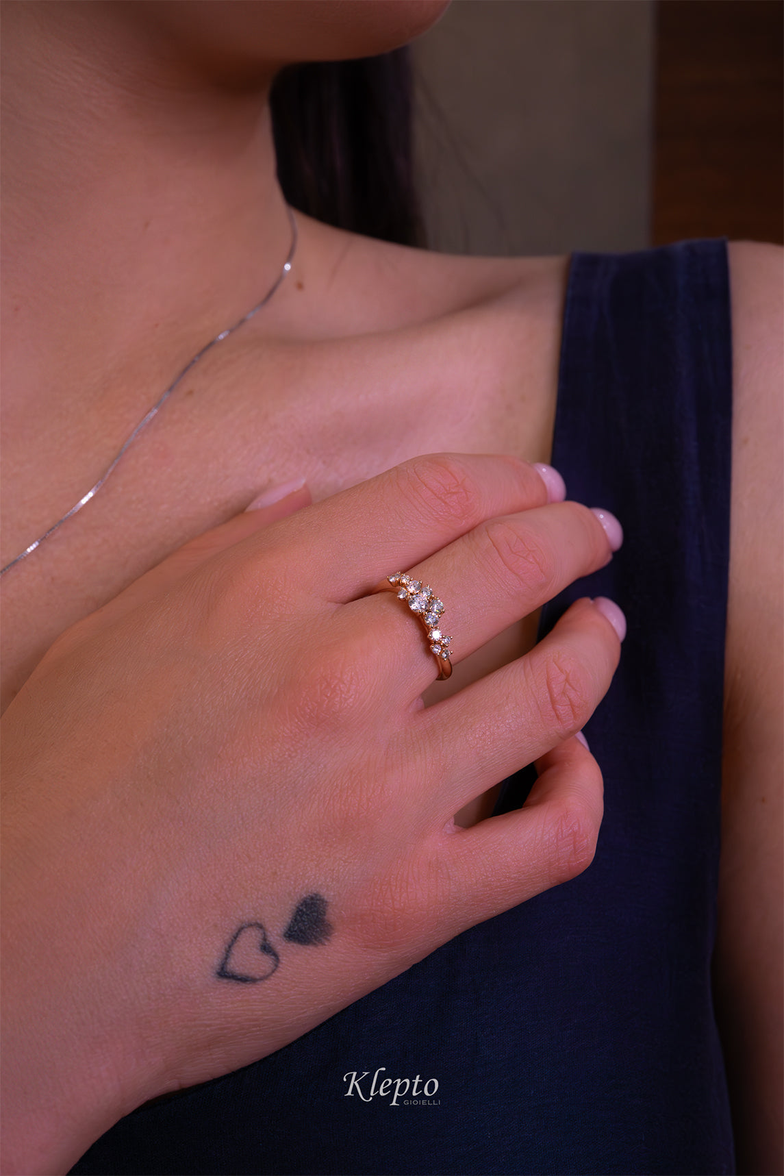 Classic ring by Klepto in rose gold with Diamonds