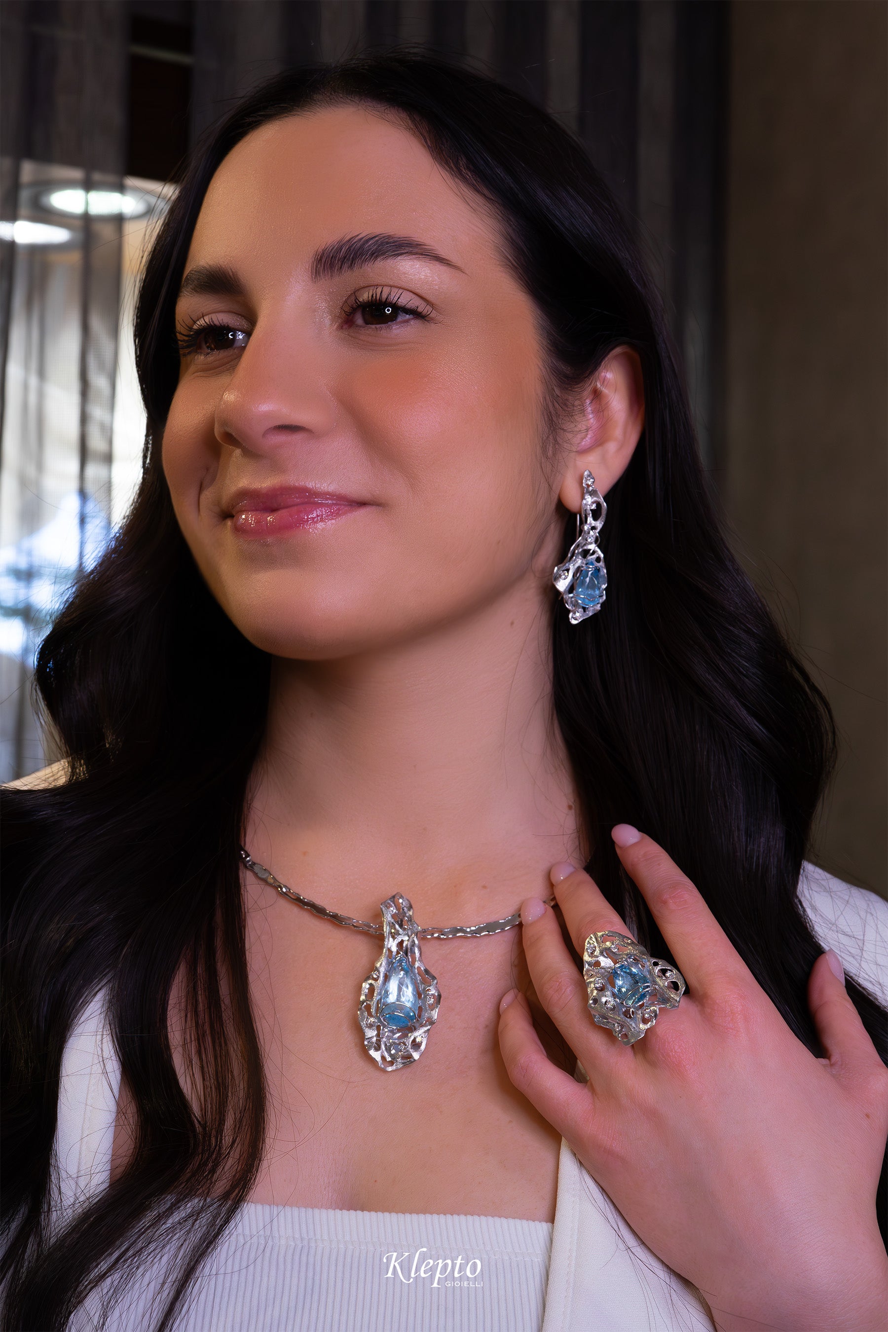 "Idrasil" white gold necklace with Aquamarine and Diamonds