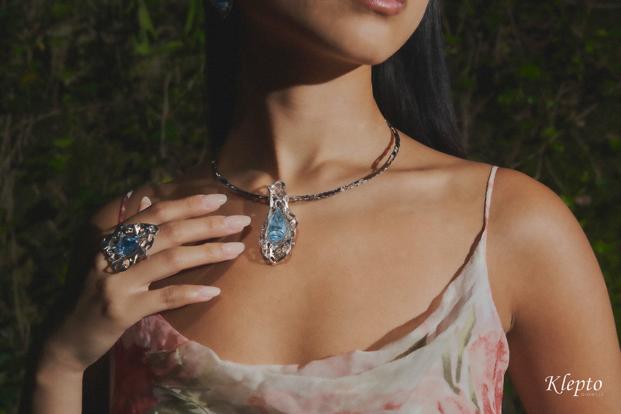 "Idrasil" white gold necklace with Aquamarine and Diamonds