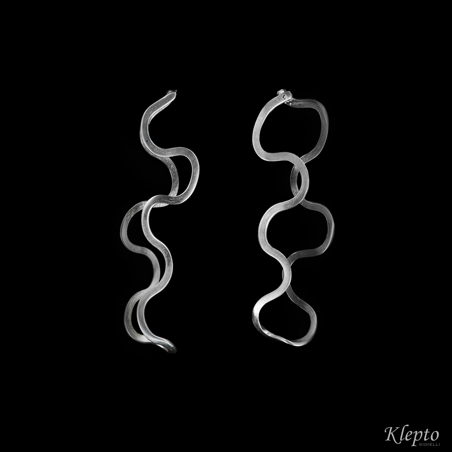 Silnova® Silver earrings with double wavy wire