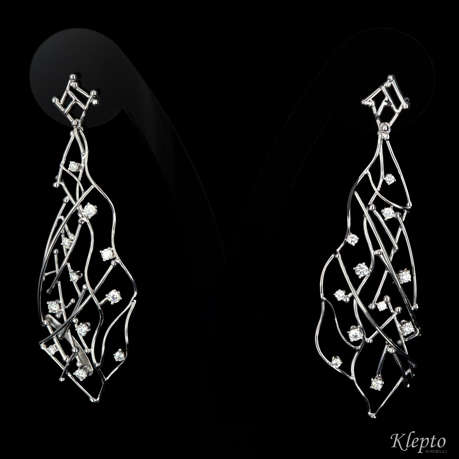 "One Night" White Gold Earrings with Diamonds