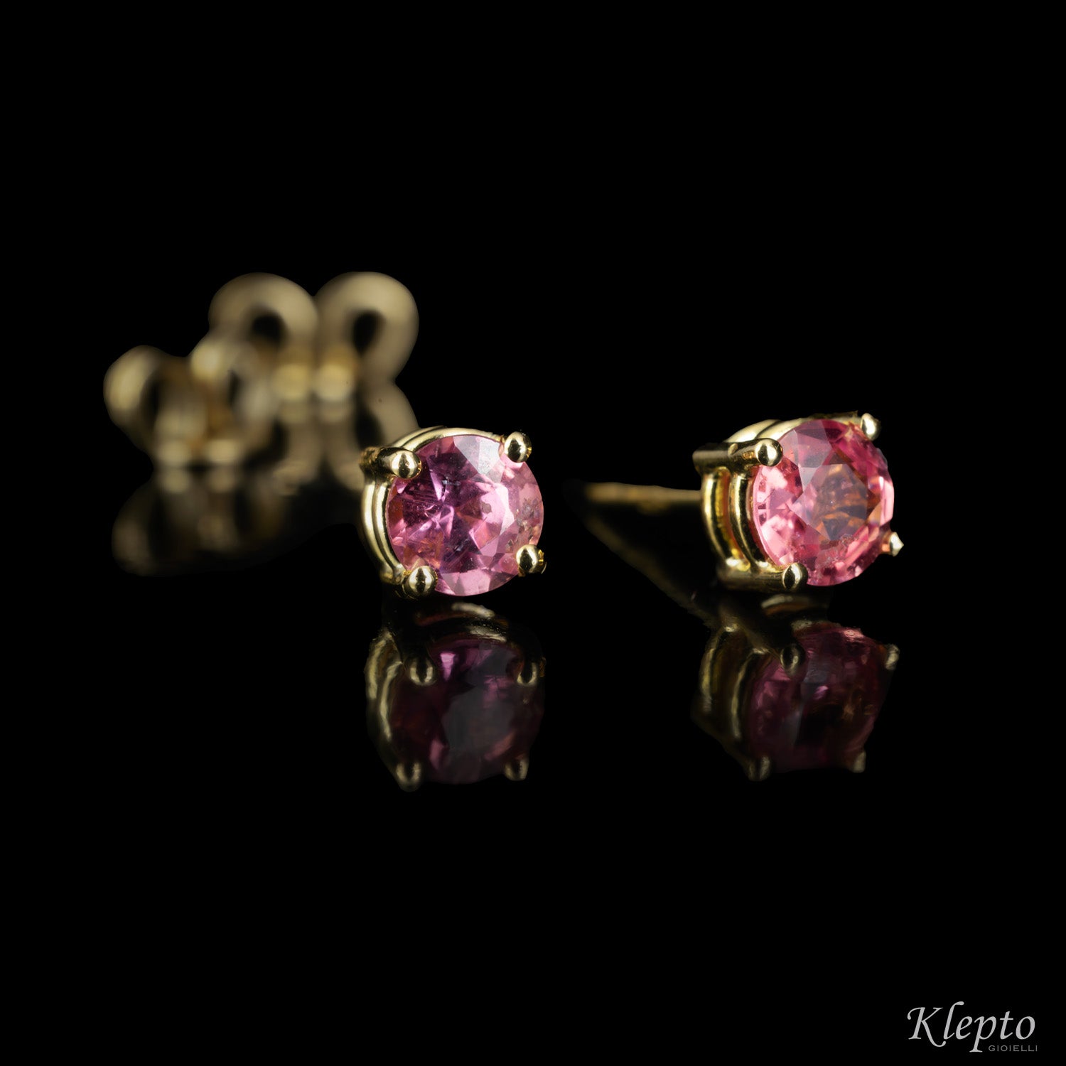 Yellow gold earrings with pink sapphires