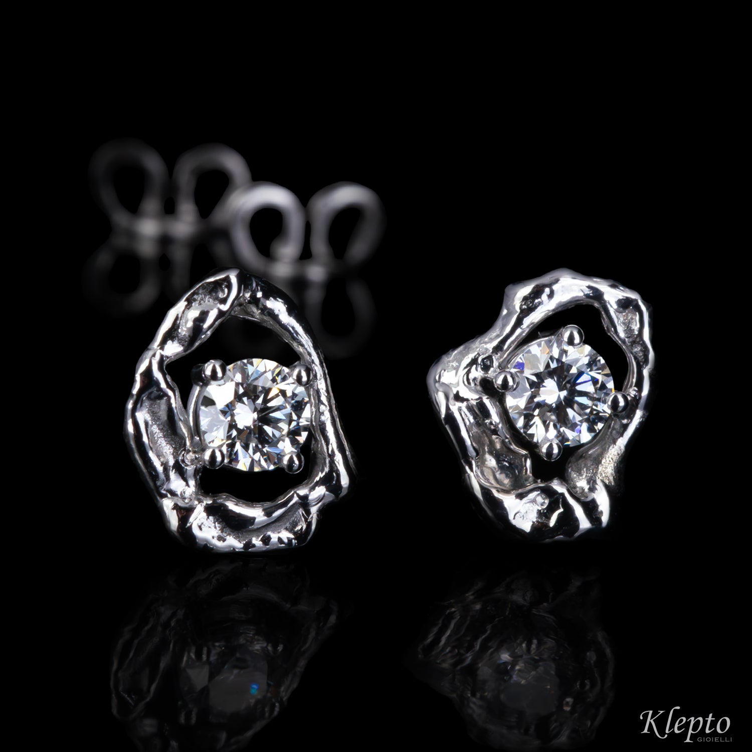 White gold earrings with Diamonds "Pepita"