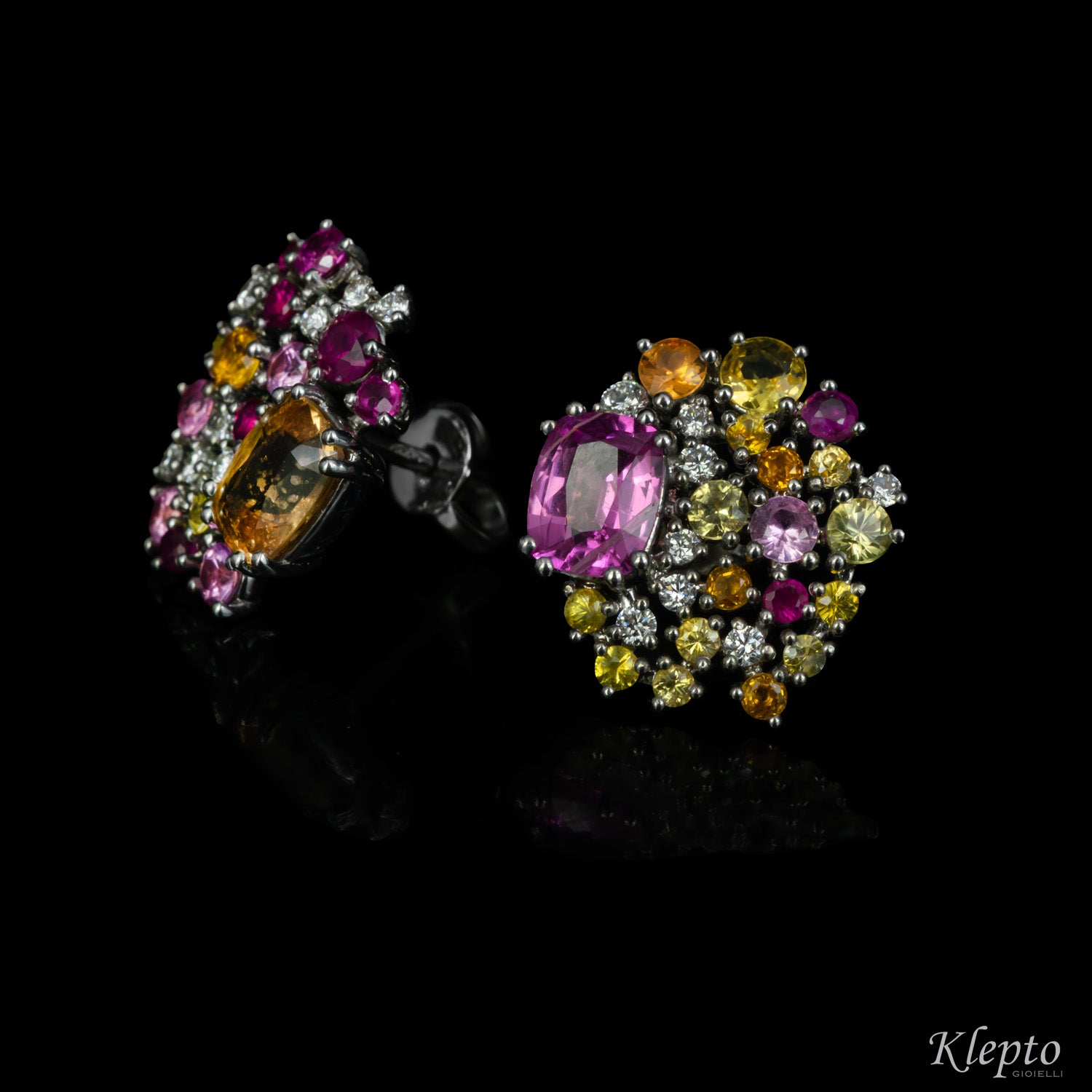 Yellow gold lobe earrings with Sapphires and Diamonds