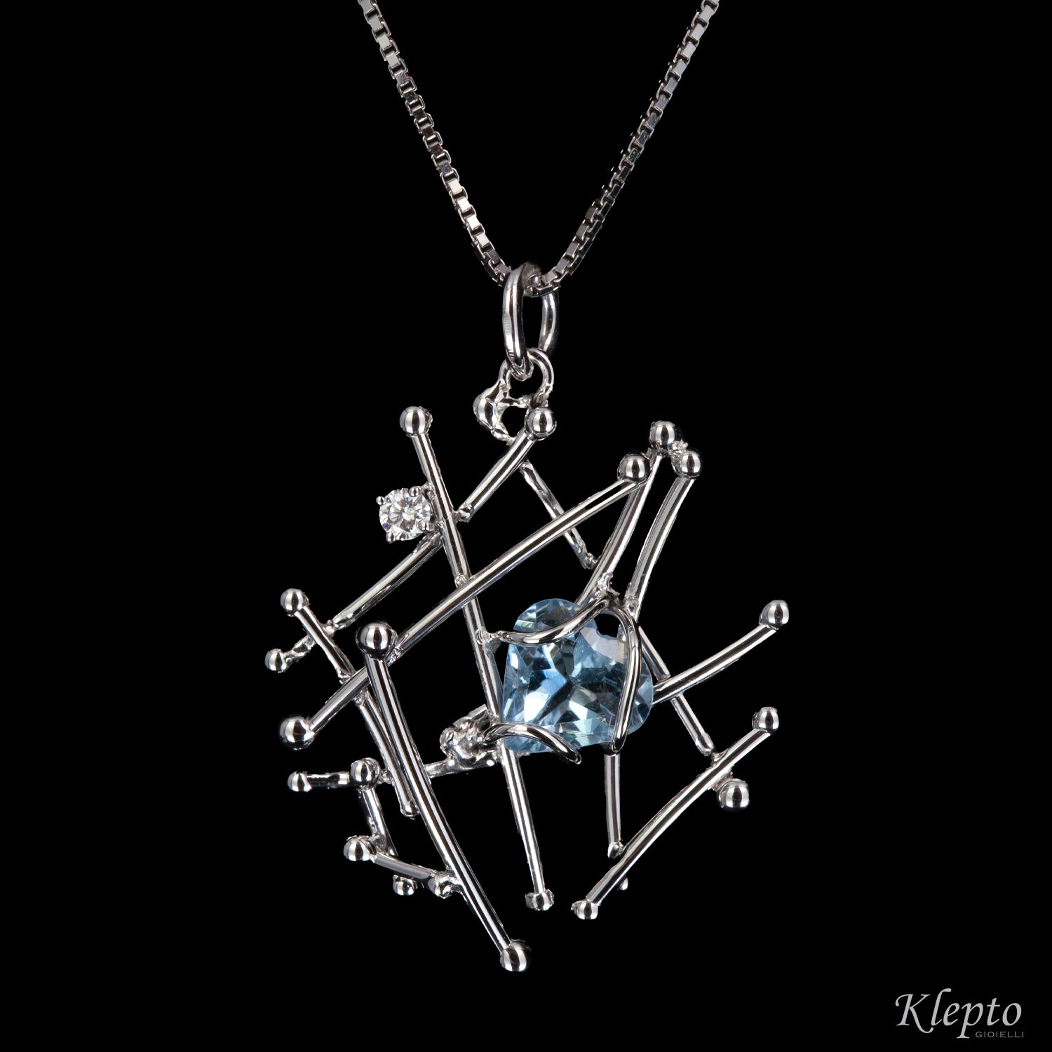 White gold pendant "IntriKo" with Aquamarine and Diamond