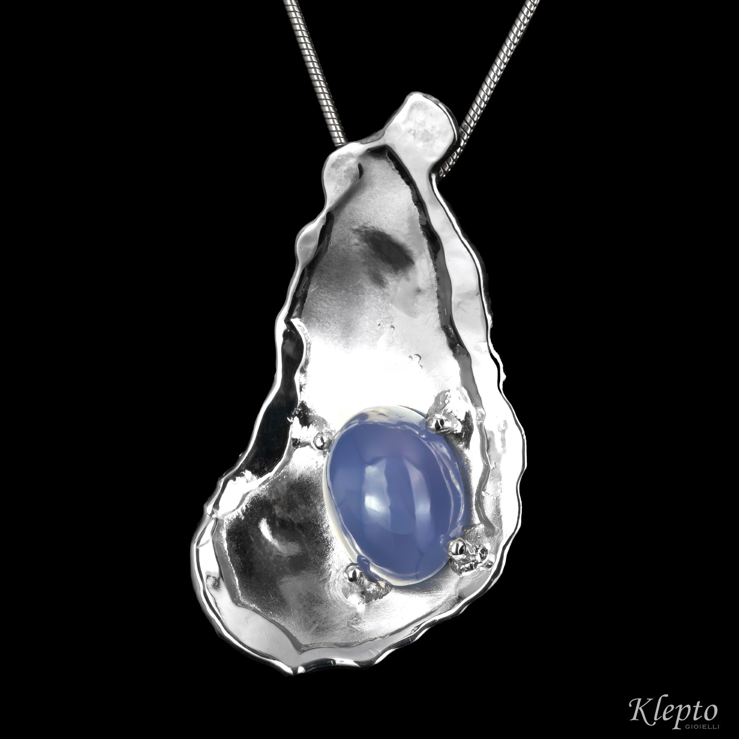 Silver Silnova® Pendant with Lavender Agate