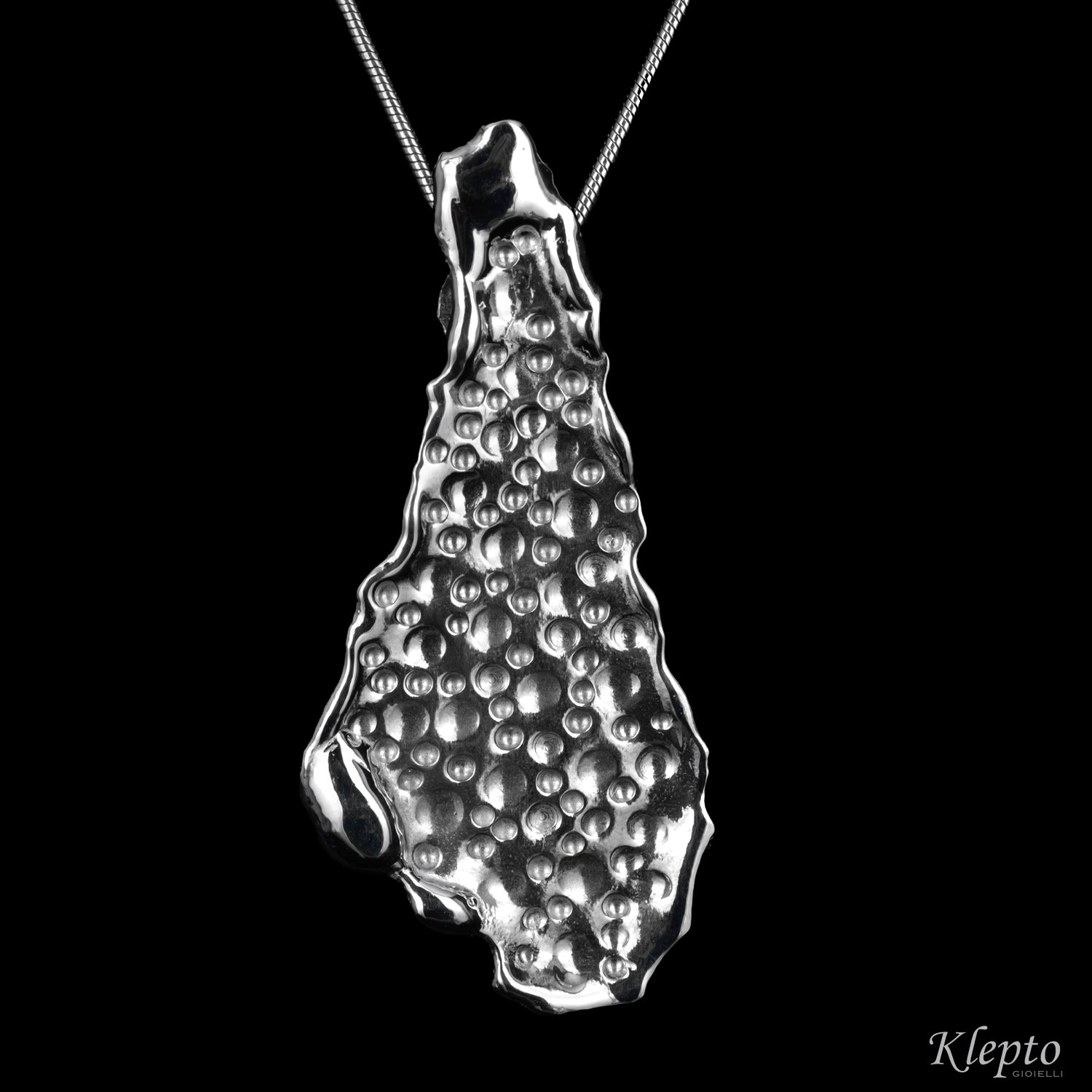 Hammered Silnova® silver pendant